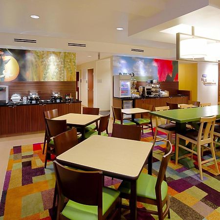 Fairfield Inn And Suites By Marriott Tampa Brandon Exterior photo